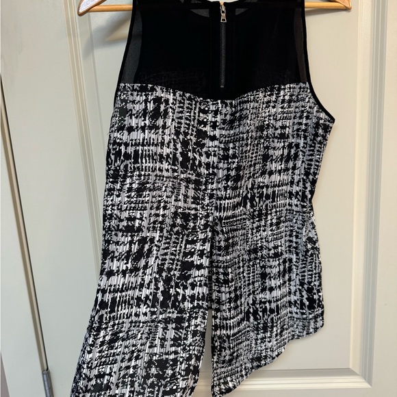 Women's BCBG tank - Picture 4 of 5